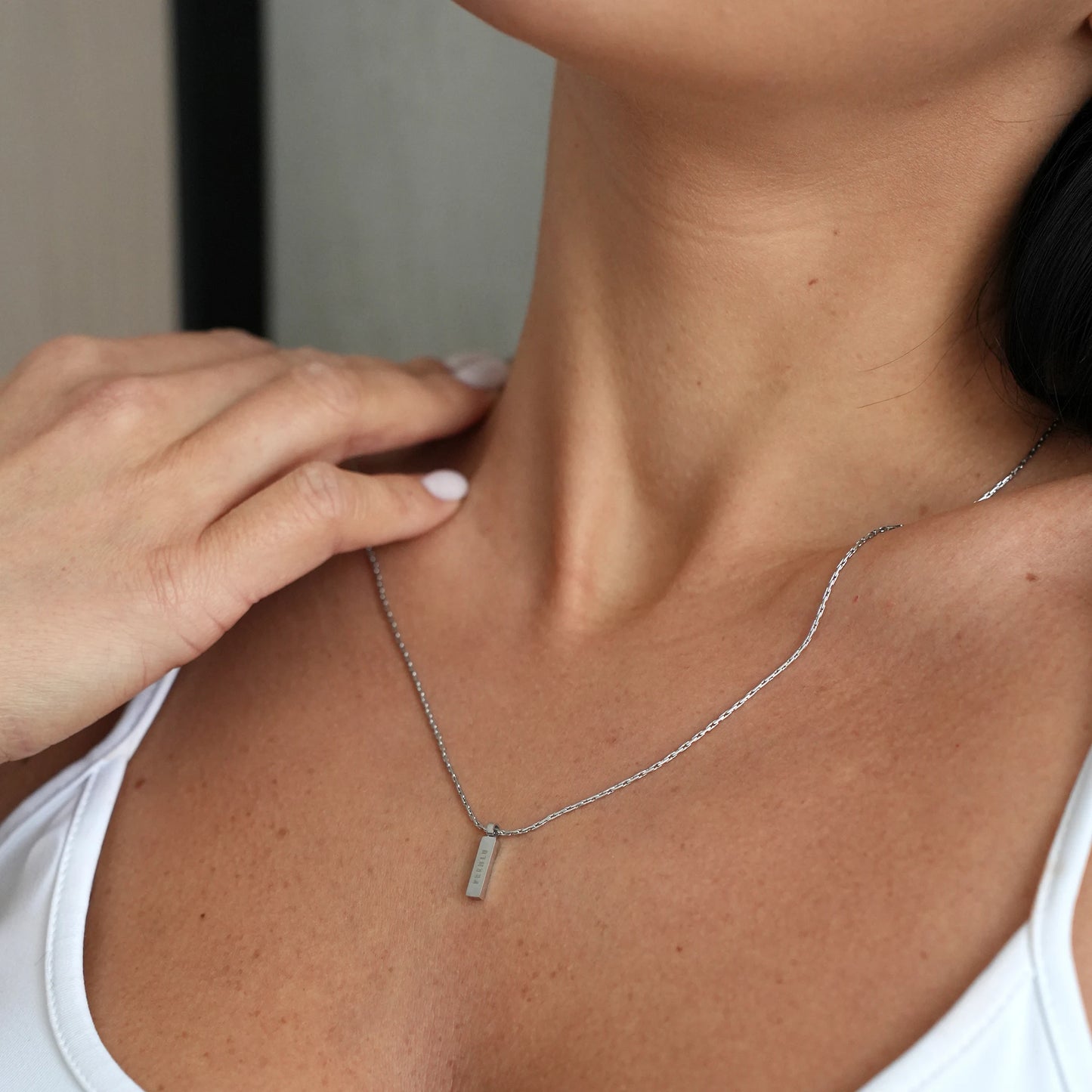 Kaklo papuošalas su bakabuku "Wire"