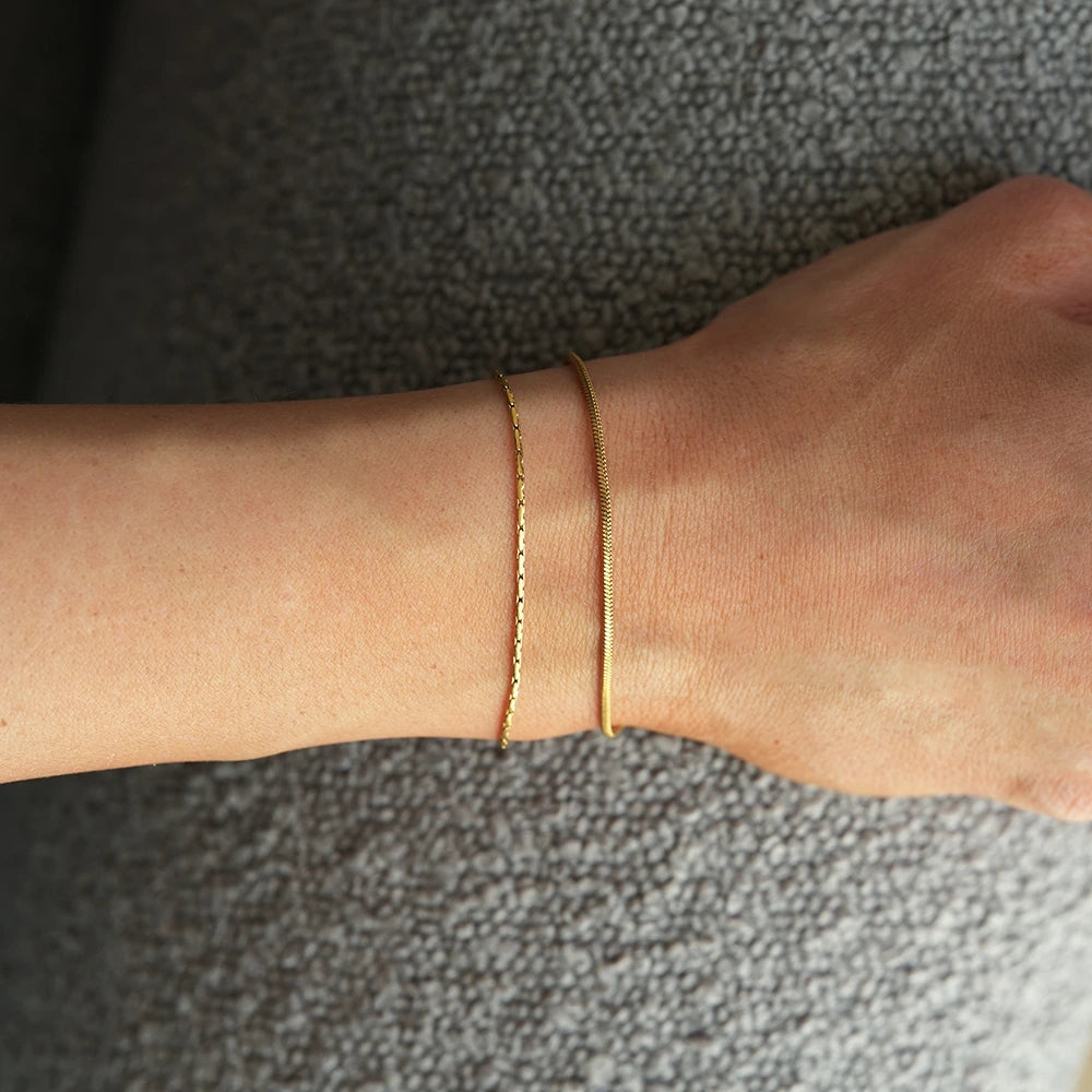 Apyrankė „ Wire“